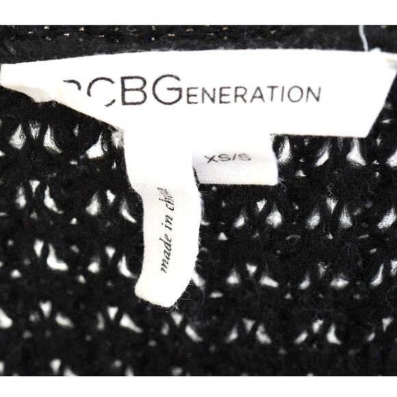BCBGeneration - Crew Neck High Low Pullover Knit Sweater in Black / Size XS/S - Picture 4 of 5